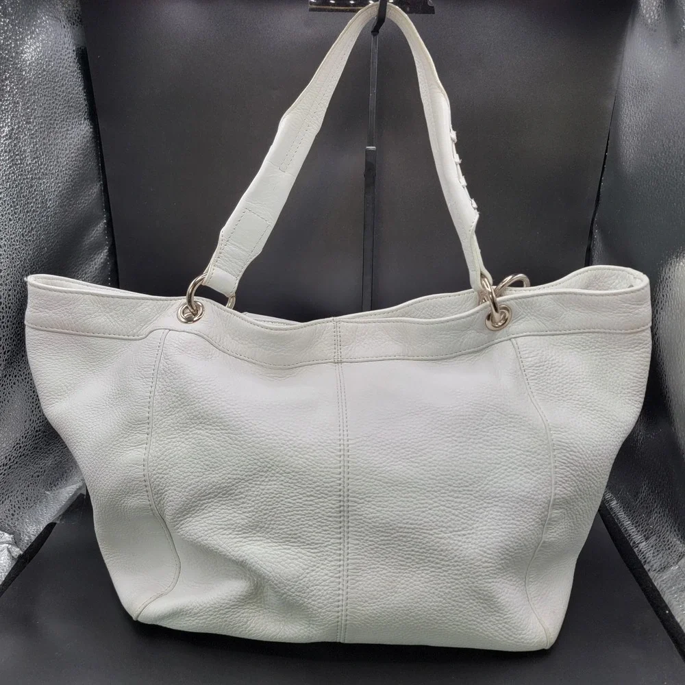 Donald J Pliner Large White Pebble Leather Slouch Hobo Shoulder Bag Lined
